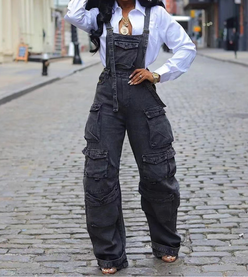 Loose Fit Multi-Balloon Pocket Bib Jumpsuit