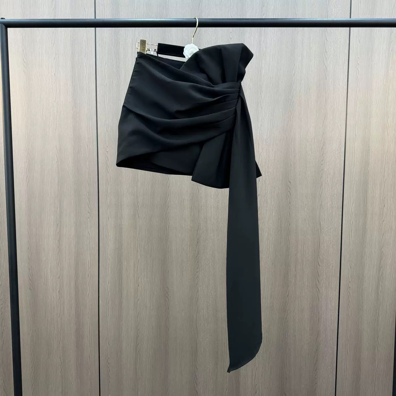 Pleated Ribbon Hip Skirt