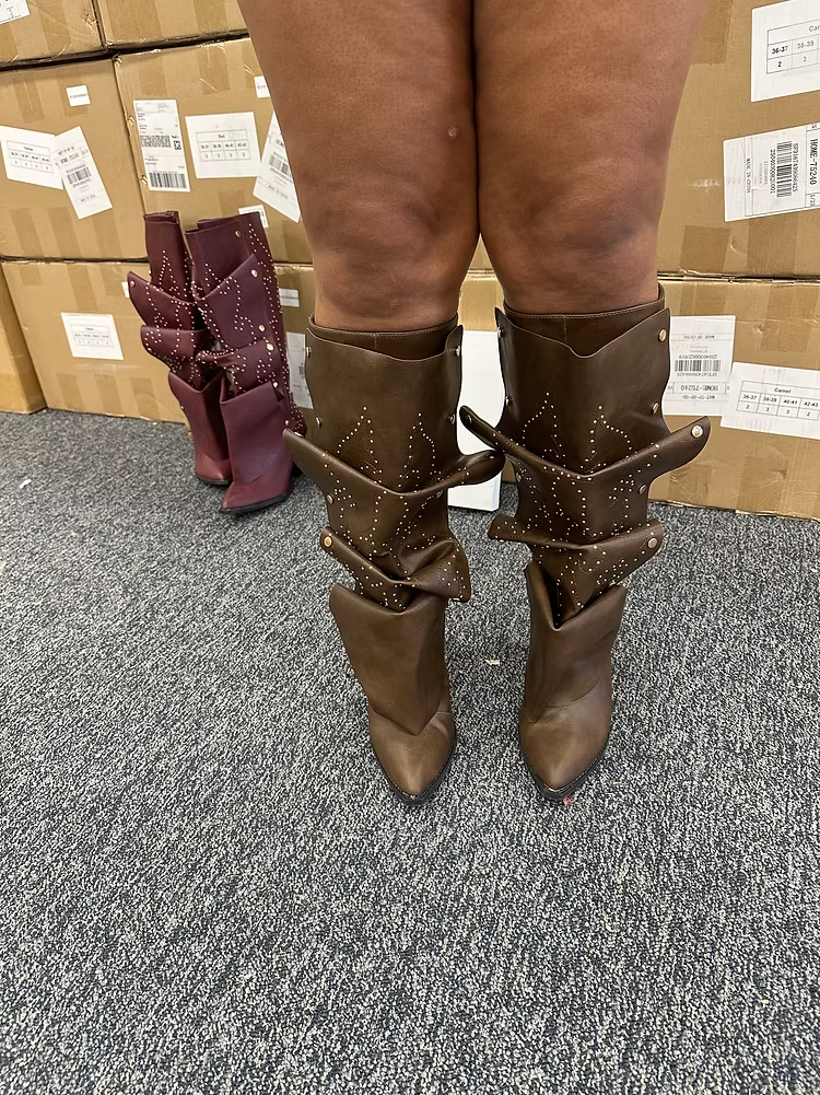 Delvi Removable Boots