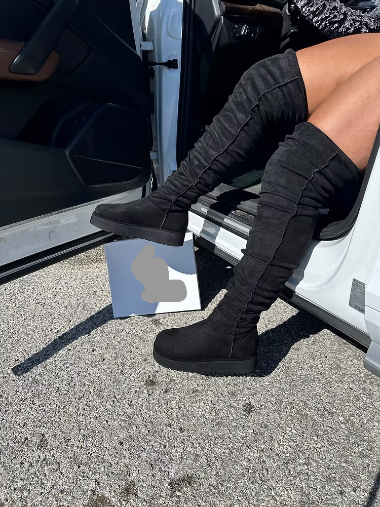 Exclusive Shallow Boots
