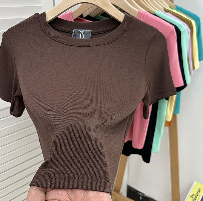 Short Round Neck Basic T-Shirt