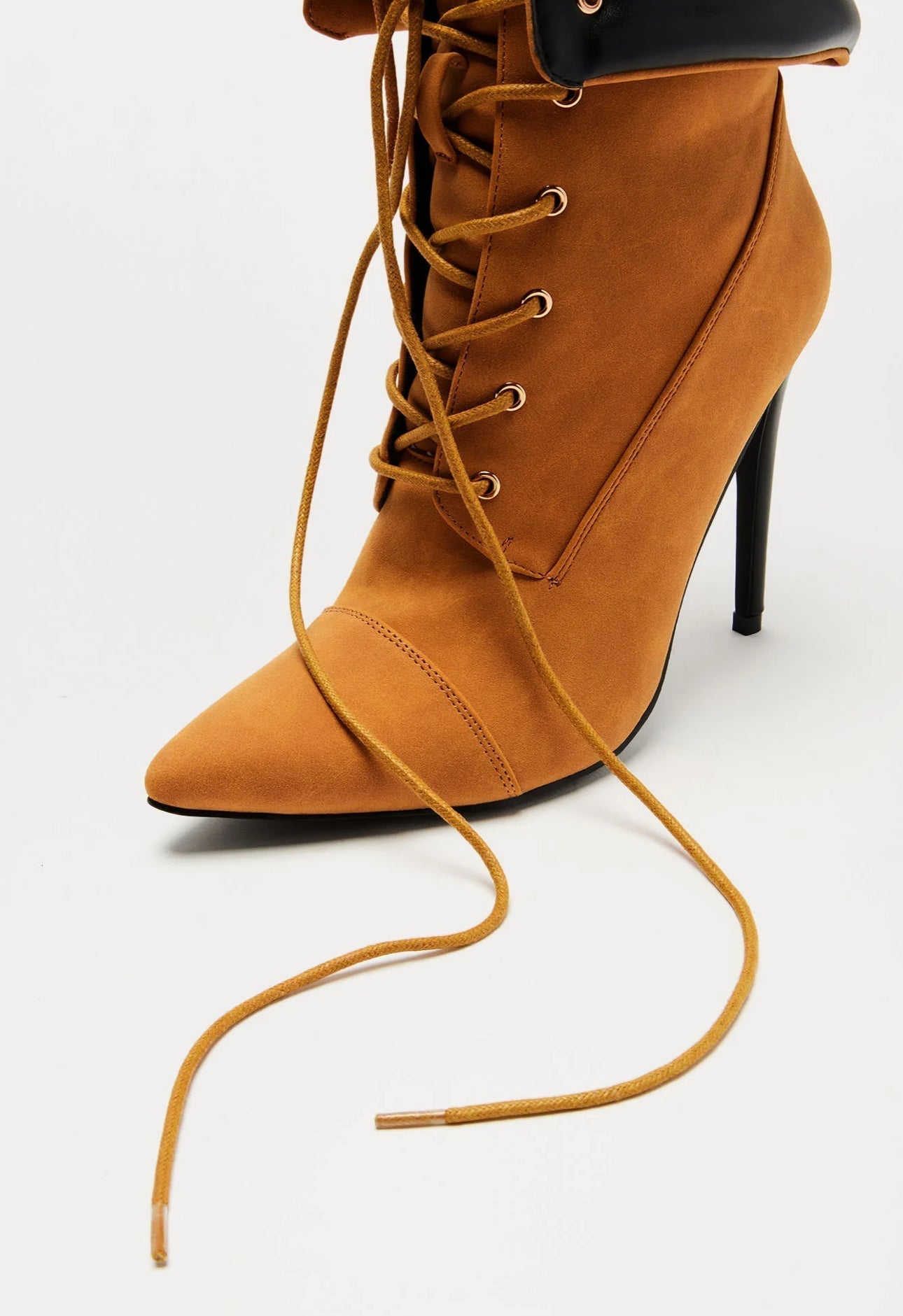 Timb Heel Boots