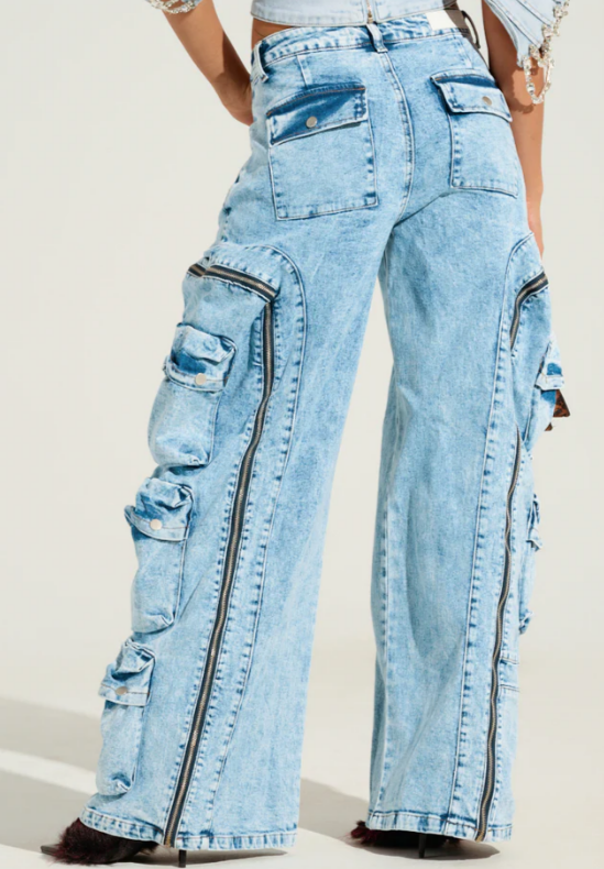 Pocketful Zipper Denim Jeans