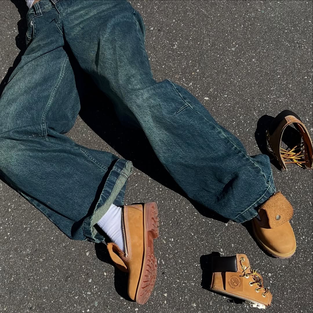 Removable Martin Boots, two ways to wear