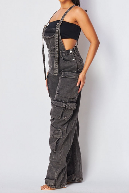 Loose Fit Multi-Balloon Pocket Bib Jumpsuit