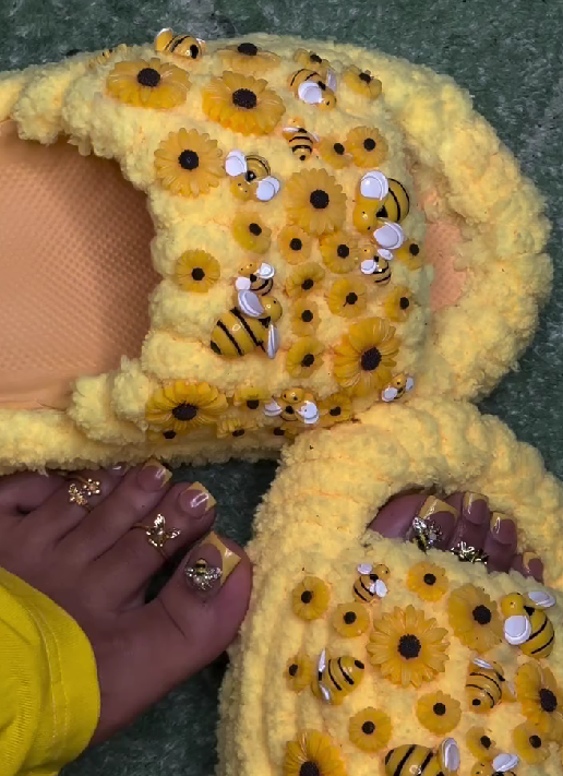 Bee Jar Cozy Slippers