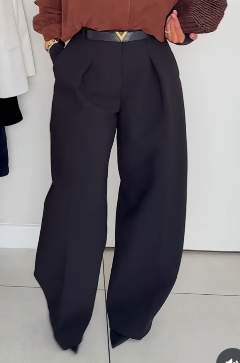 Pleated Loose Fit Micro Sickle Suit Pants