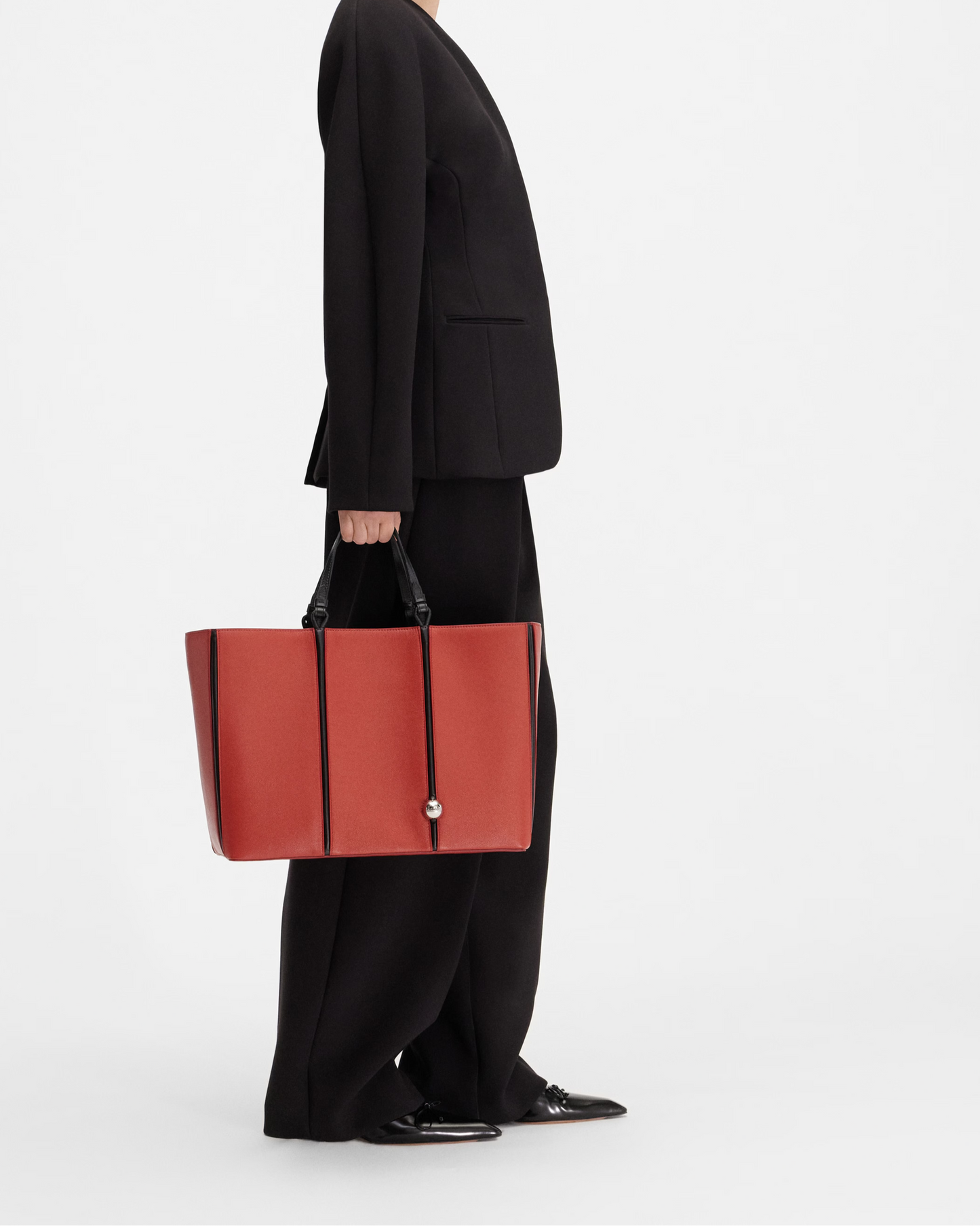 Pleated Loose Fit Micro Sickle Suit Pants