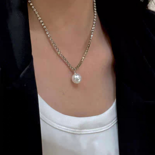 Zipper-Close Pearl & Diamond Necklace