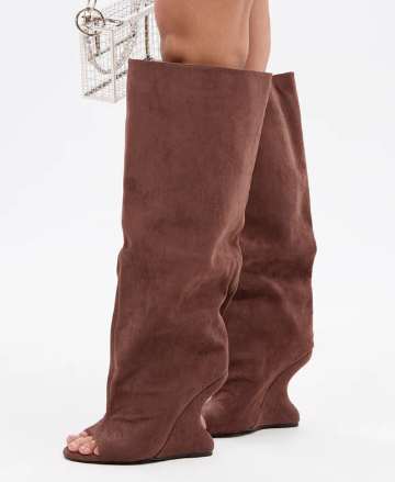 Fab Suede Chic Boots