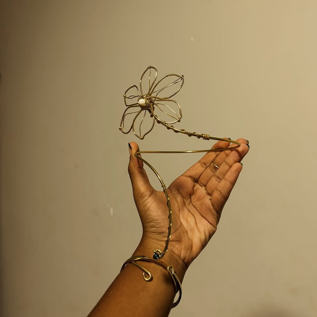 Entwined Hollow Flowers Bracelet