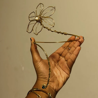 Entwined Hollow Flowers Bracelet
