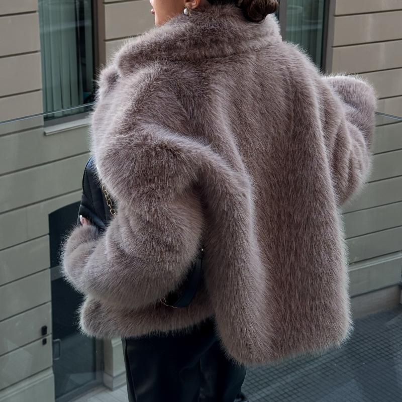 Chic Comfy Eco-friendly Fur Jacket